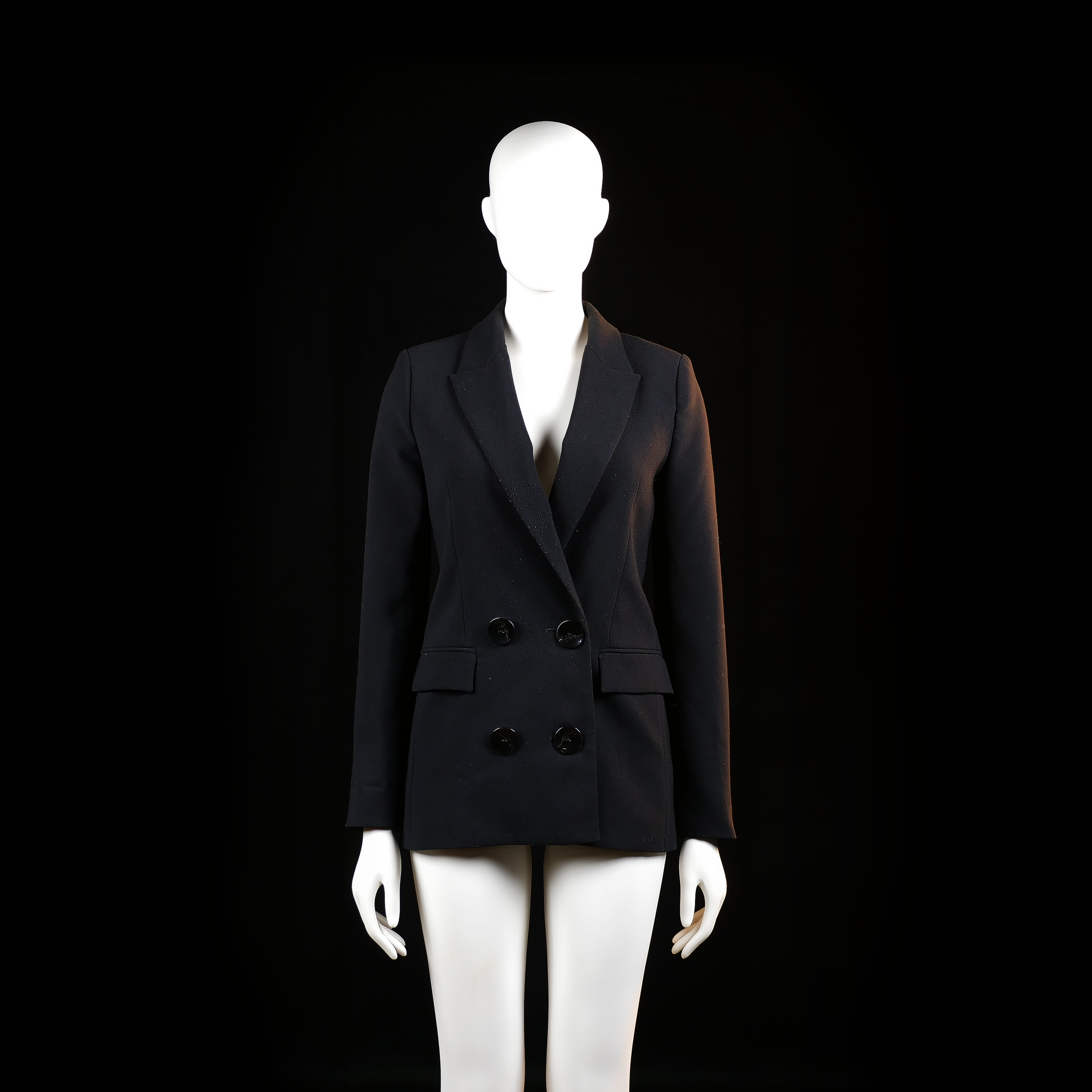 Zara - Blazer - Black - Size XS - Double-breasted blazer with peak lapels and four prominent front buttons. Features flap pockets and buttoned cuffs.