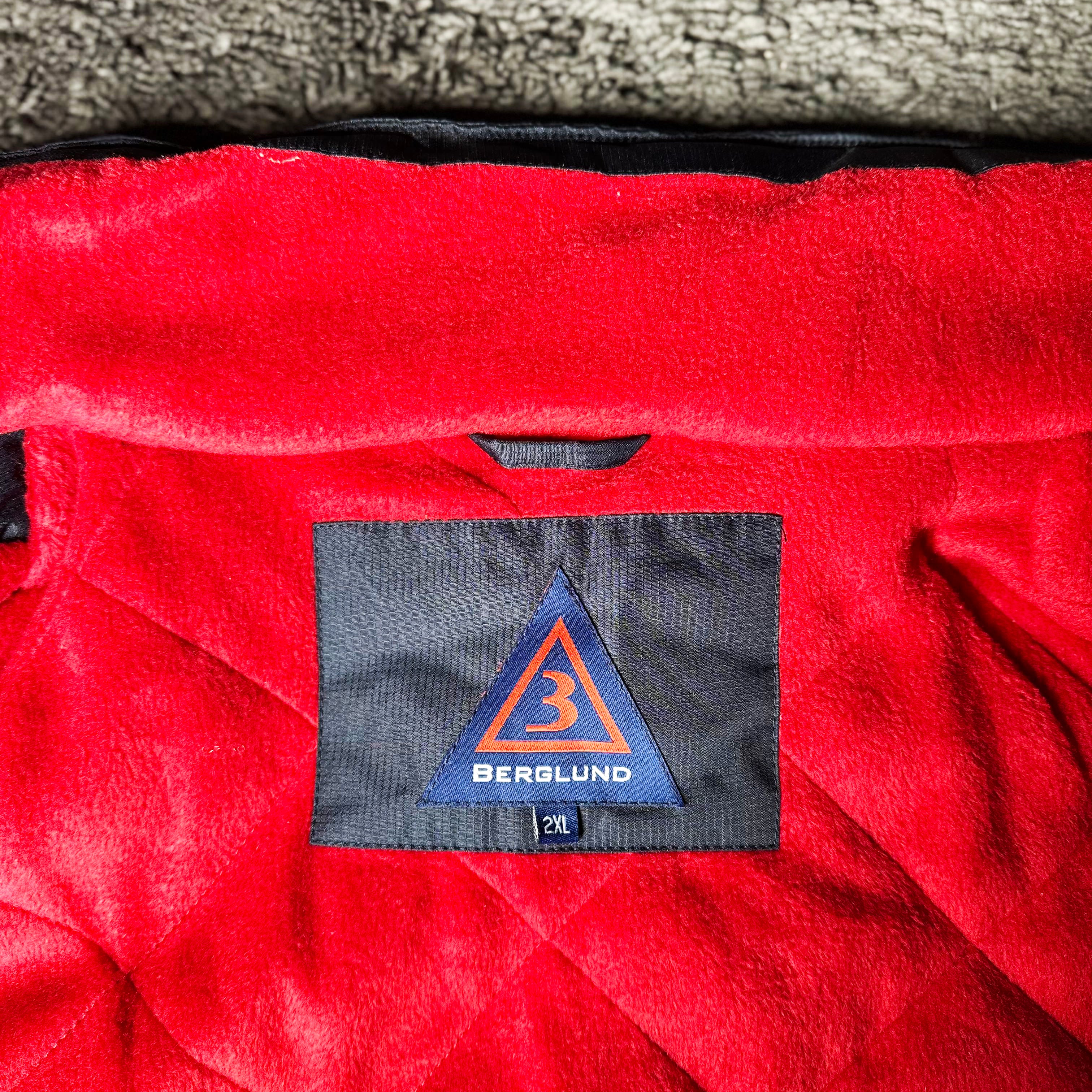 Windbreaker - Black & Red - Size 2XL