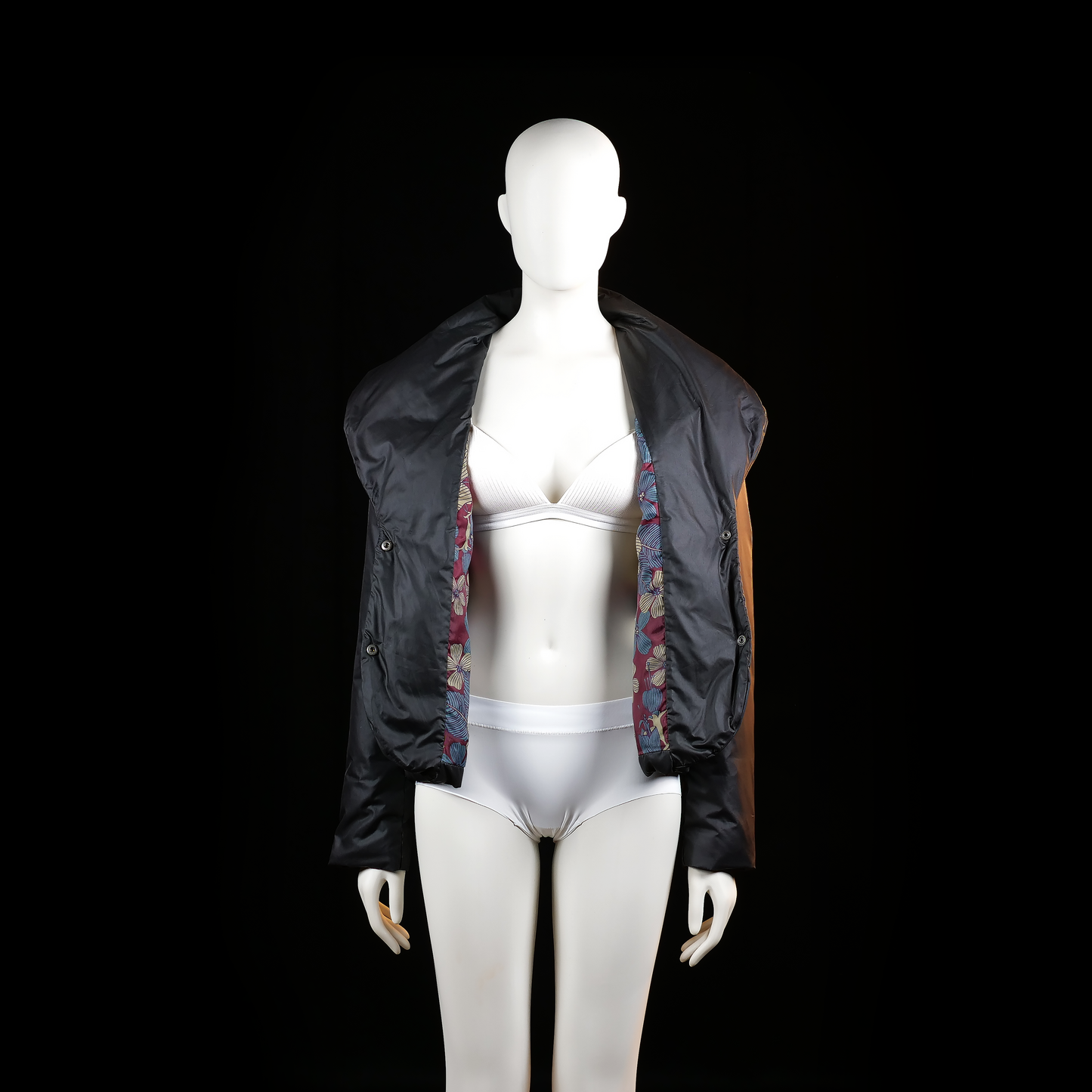 Padded jacket - Black - Size M